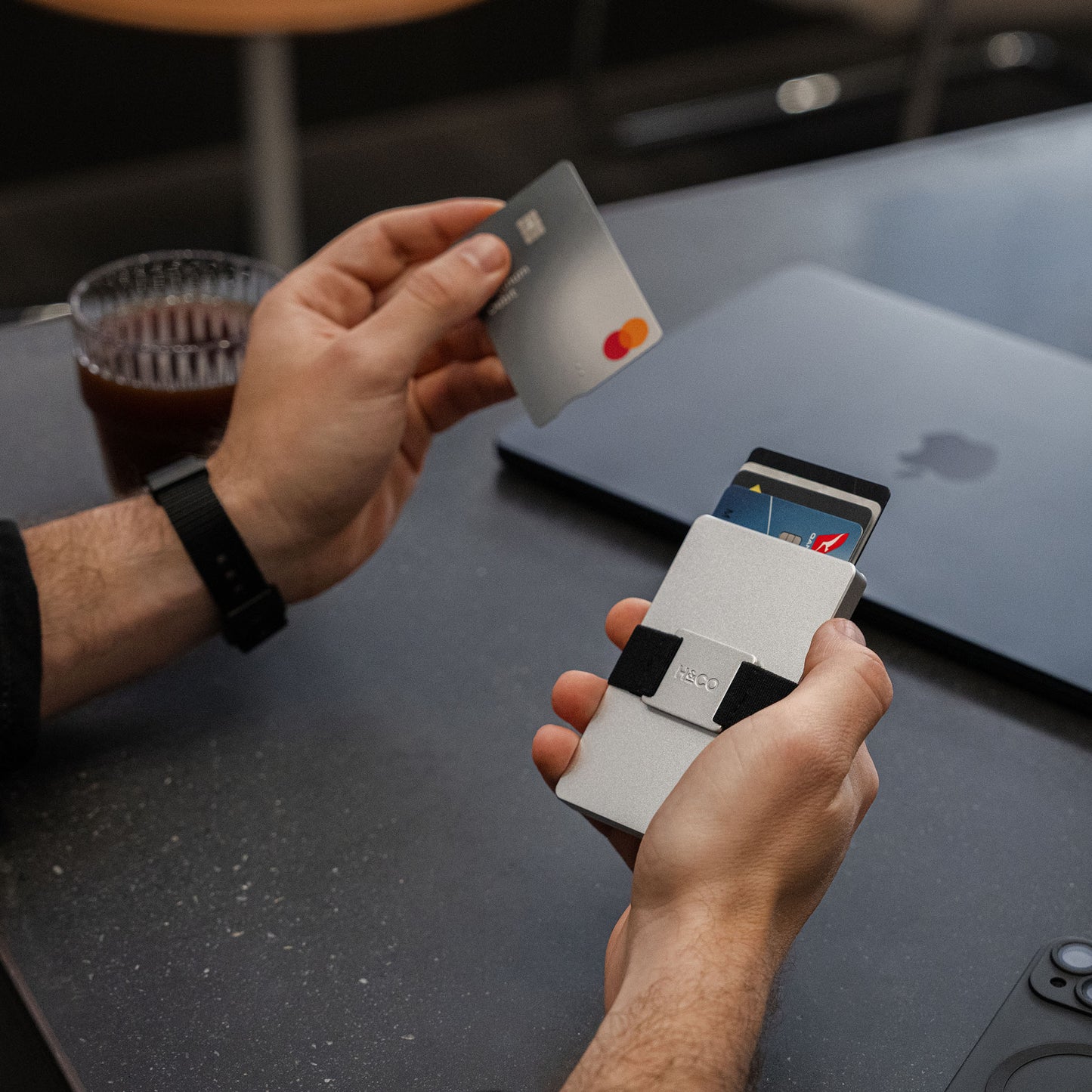 Evolve Smart Wallet - Henry & Co